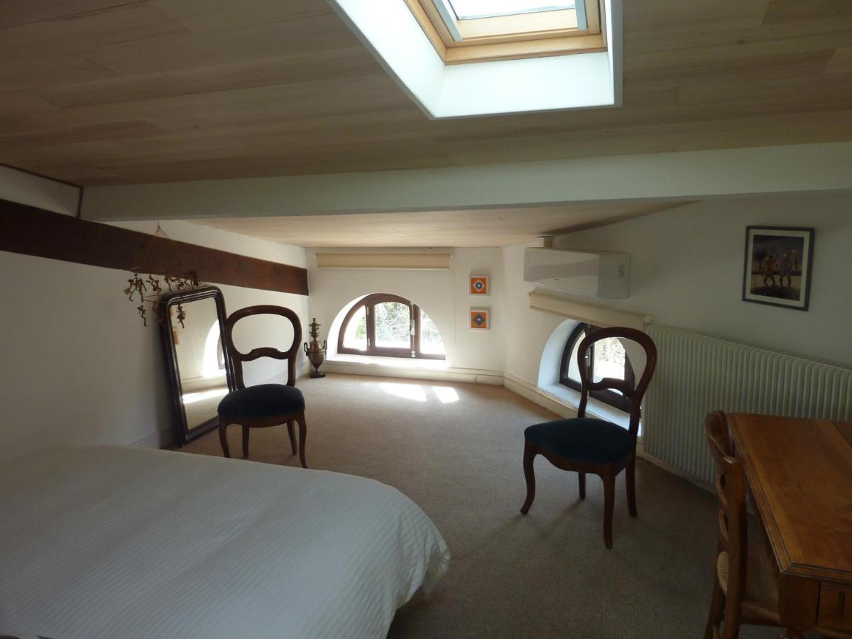 Bed and Breakfast Beaux Chenes Nérac Exterior foto