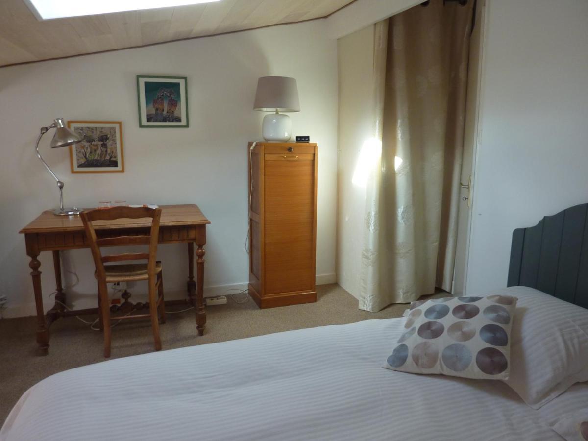 Bed and Breakfast Beaux Chenes Nérac Exterior foto