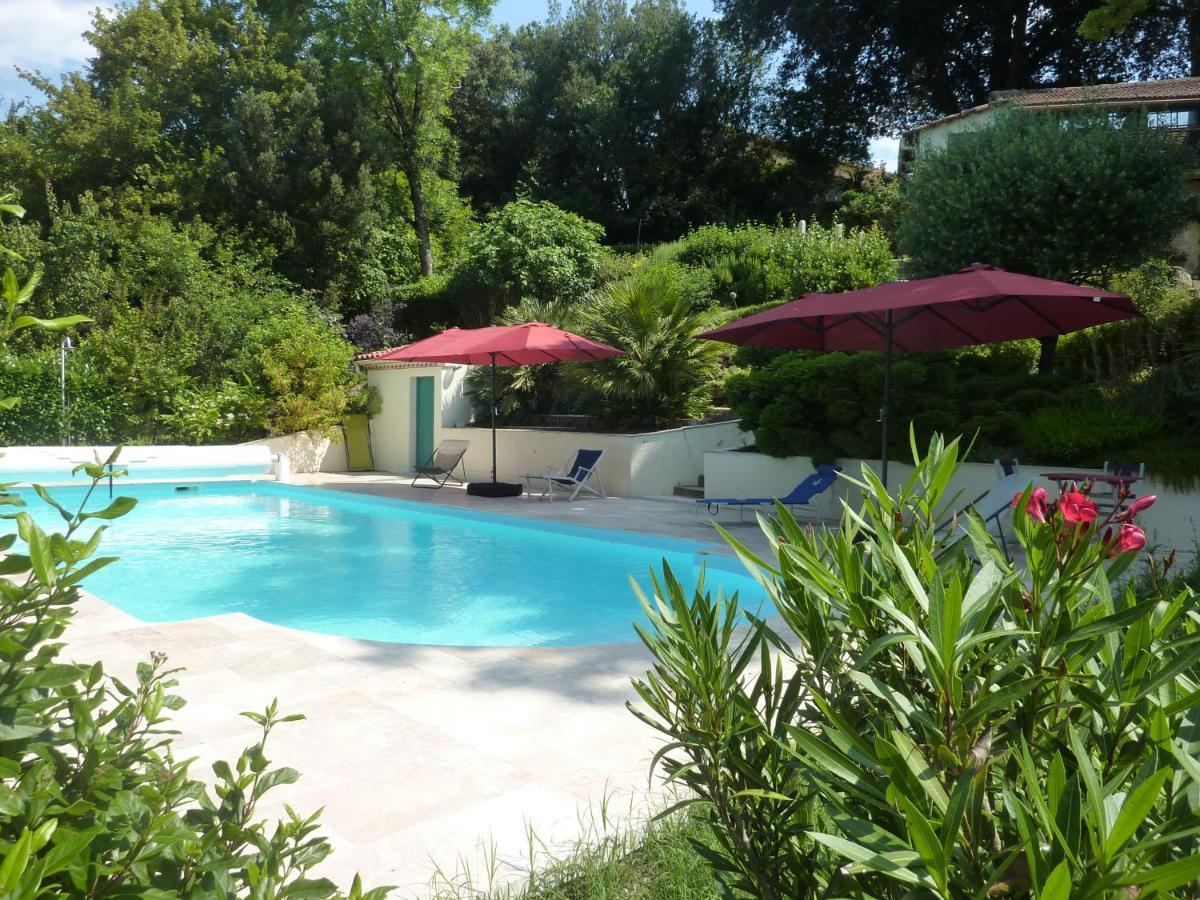 Bed and Breakfast Beaux Chenes Nérac Exterior foto