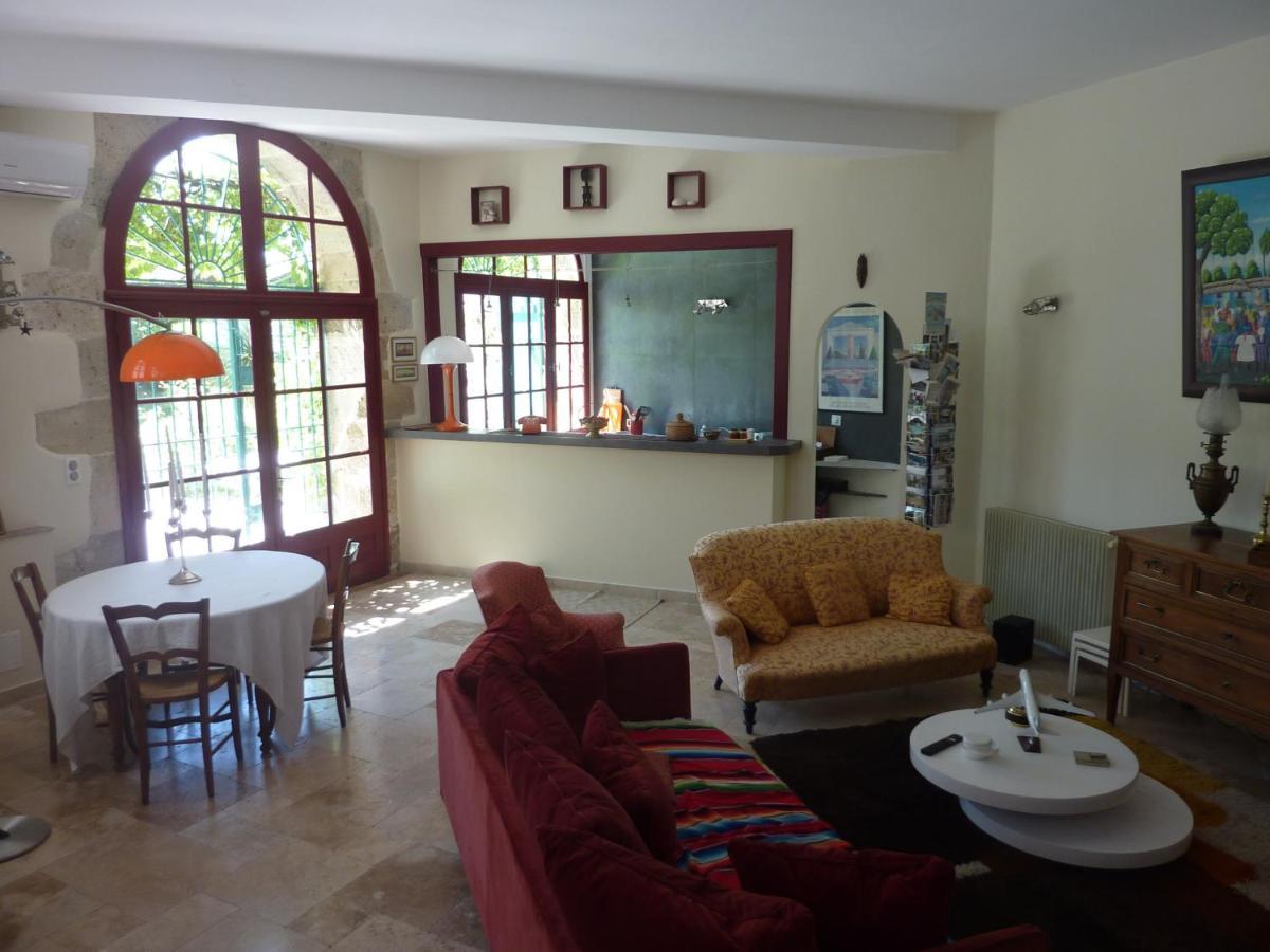 Bed and Breakfast Beaux Chenes Nérac Exterior foto
