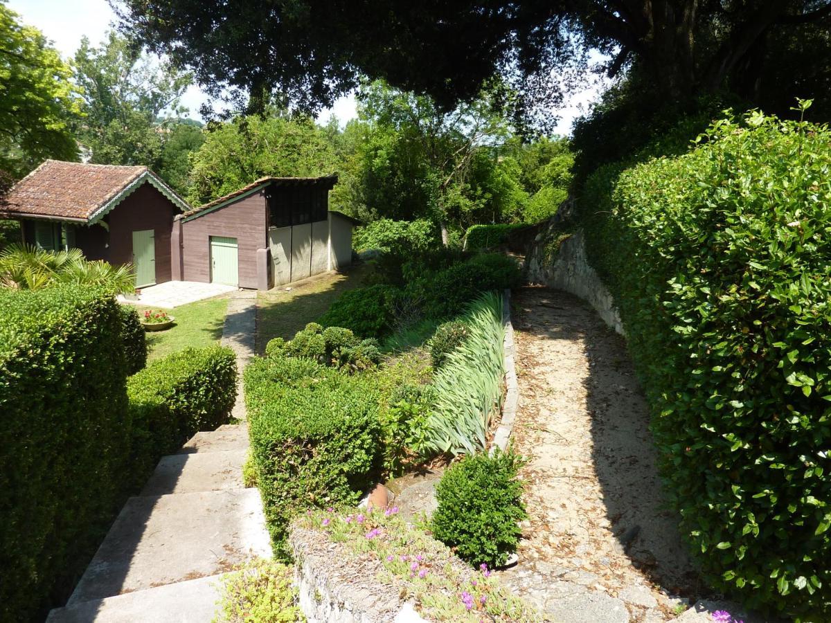 Bed and Breakfast Beaux Chenes Nérac Exterior foto